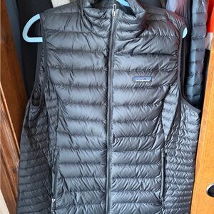 Patagonia Black Puffer Vest